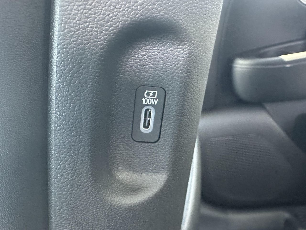 New 2026 Creamy White Pearl Hyundai SEL 7P image 19