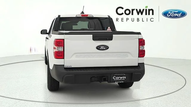 New 2026 Oxford White Ford XL image 6