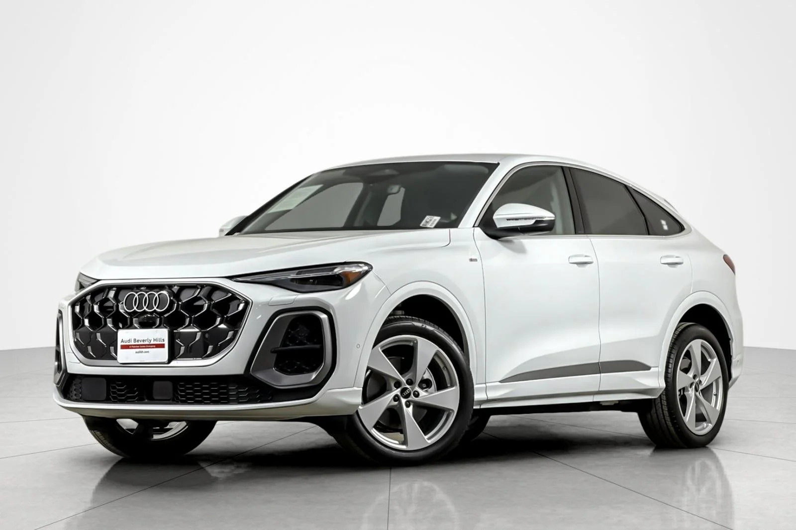 2025 Audi Q5 Sportback Premium Plus quattro's photo