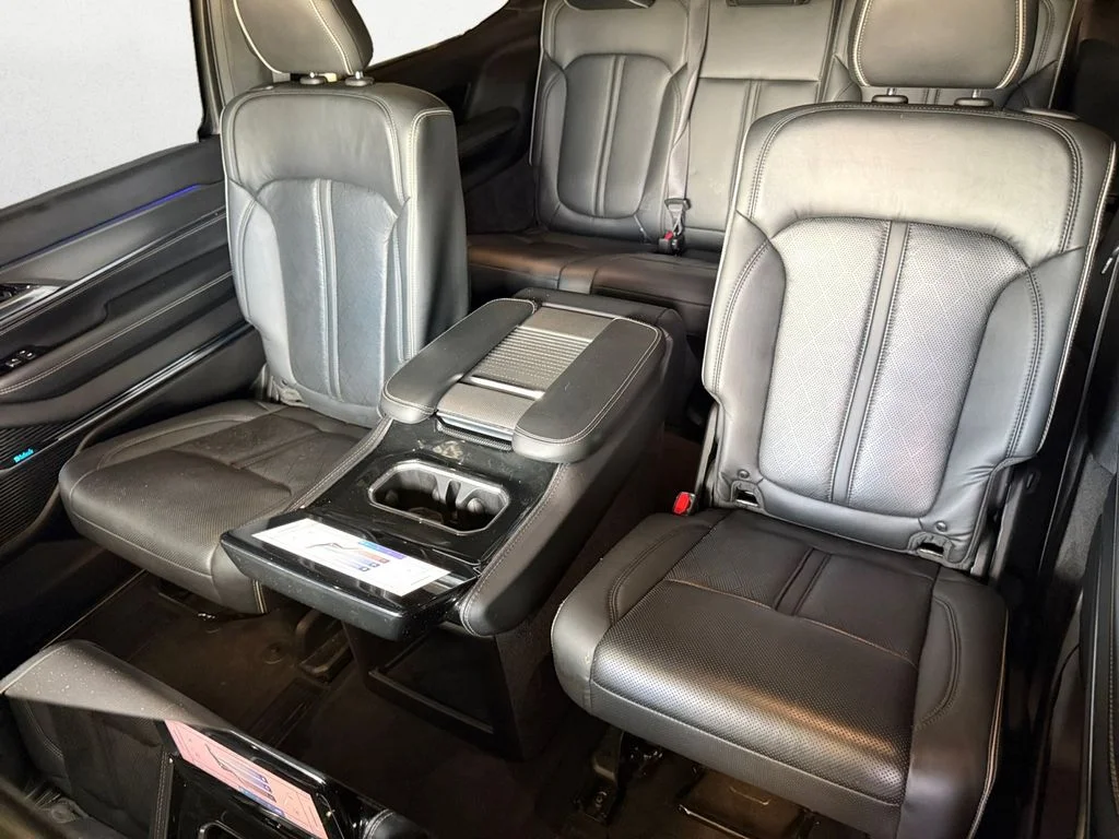 Used 2022 White Jeep Series II image 10