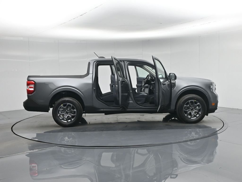 New 2026 Carbonized Gray Metallic Ford XLT image 27