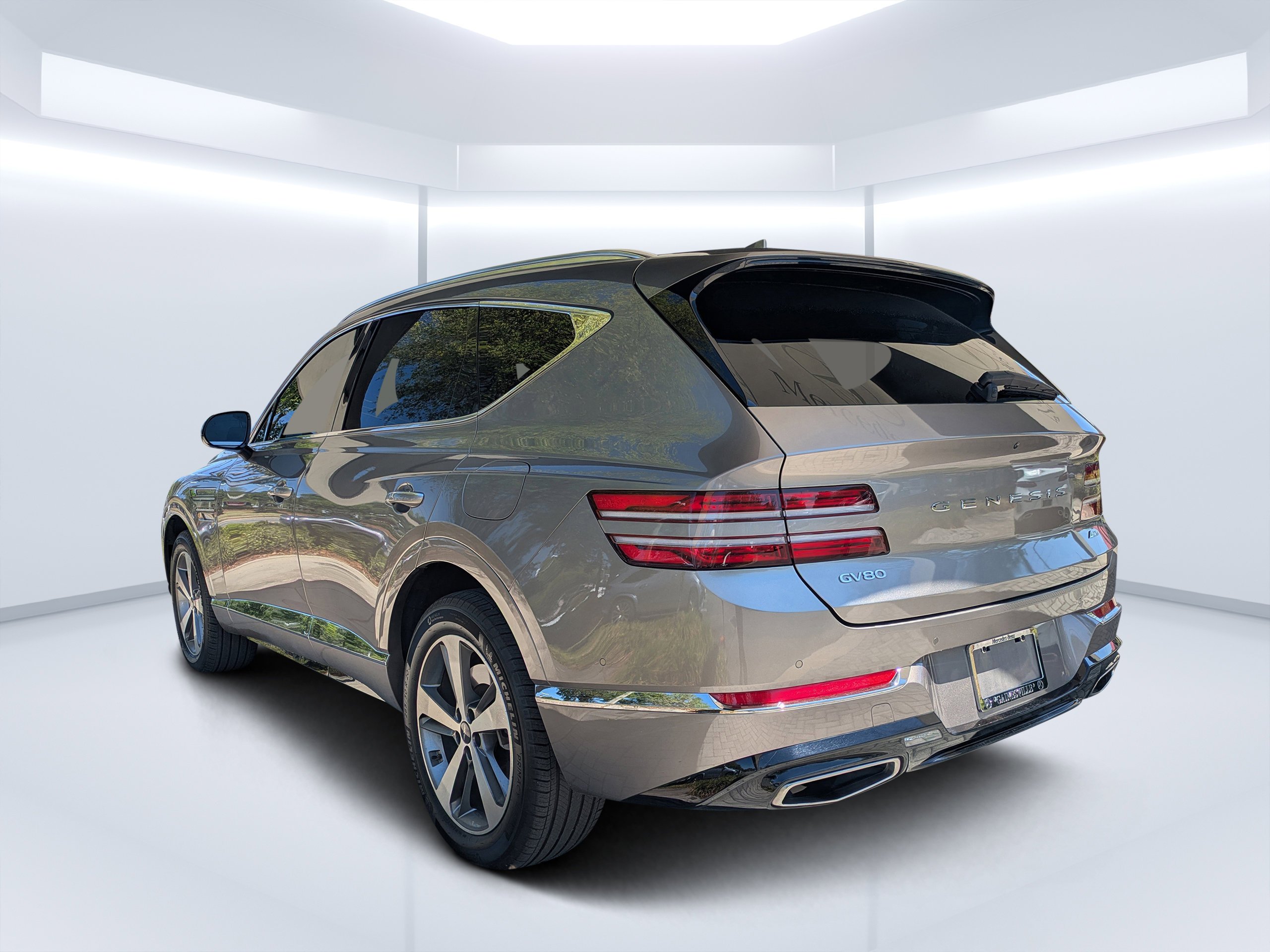Used 2021 Gold Coast Silver Genesis 2.5T image 5