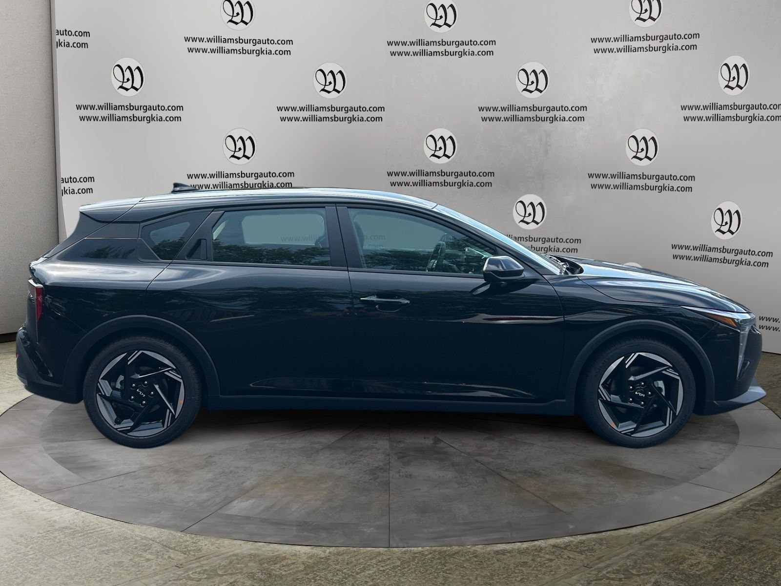 New 2026 Aurora Black Pearl Kia EX image 6