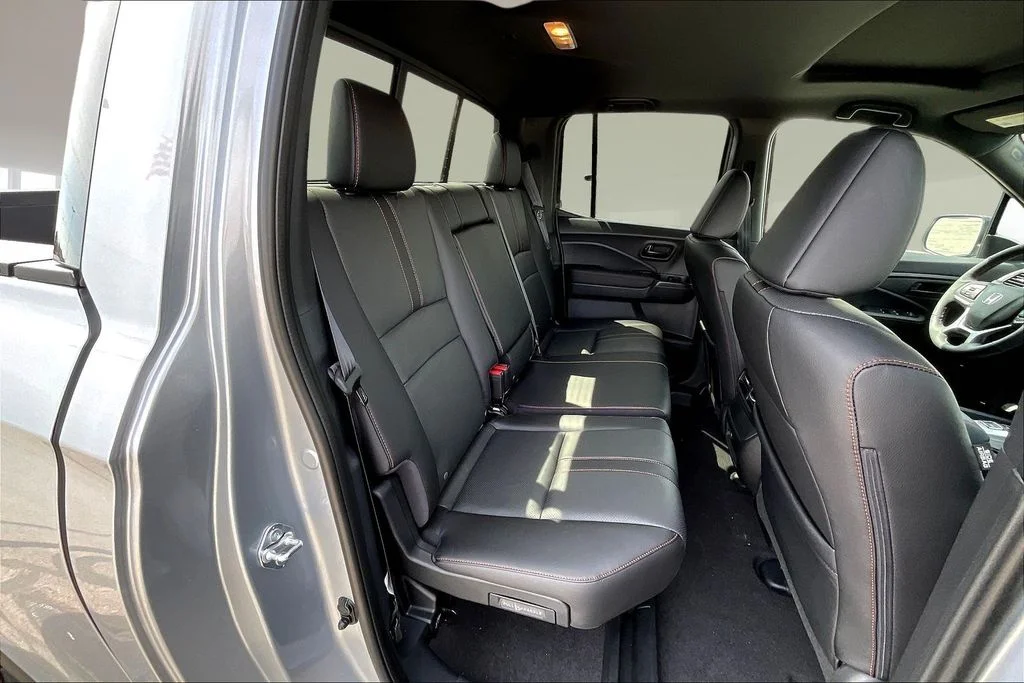 New 2026 Solar Silver Metallic Honda TrailSport image 9