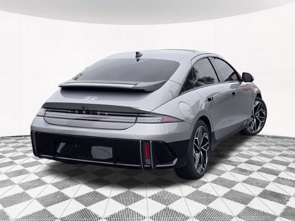2024 Hyundai IONIQ 6 Limited - Photo 17