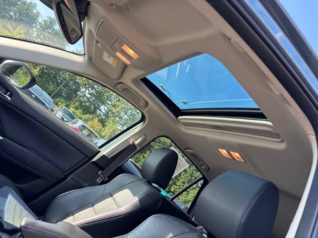 Used 2016 Blue Reflex Mica Mazda Grand Touring image 16