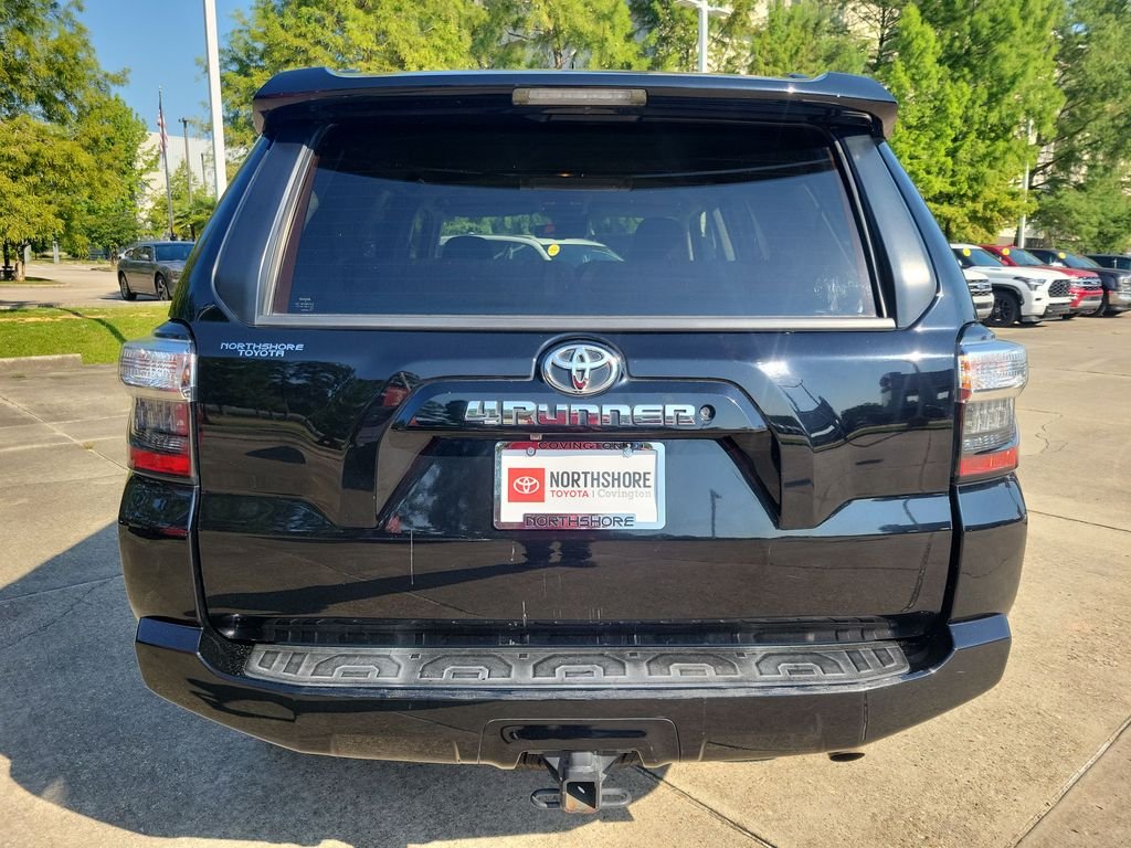 Certified Used 2021 Black Toyota SR5 image 4