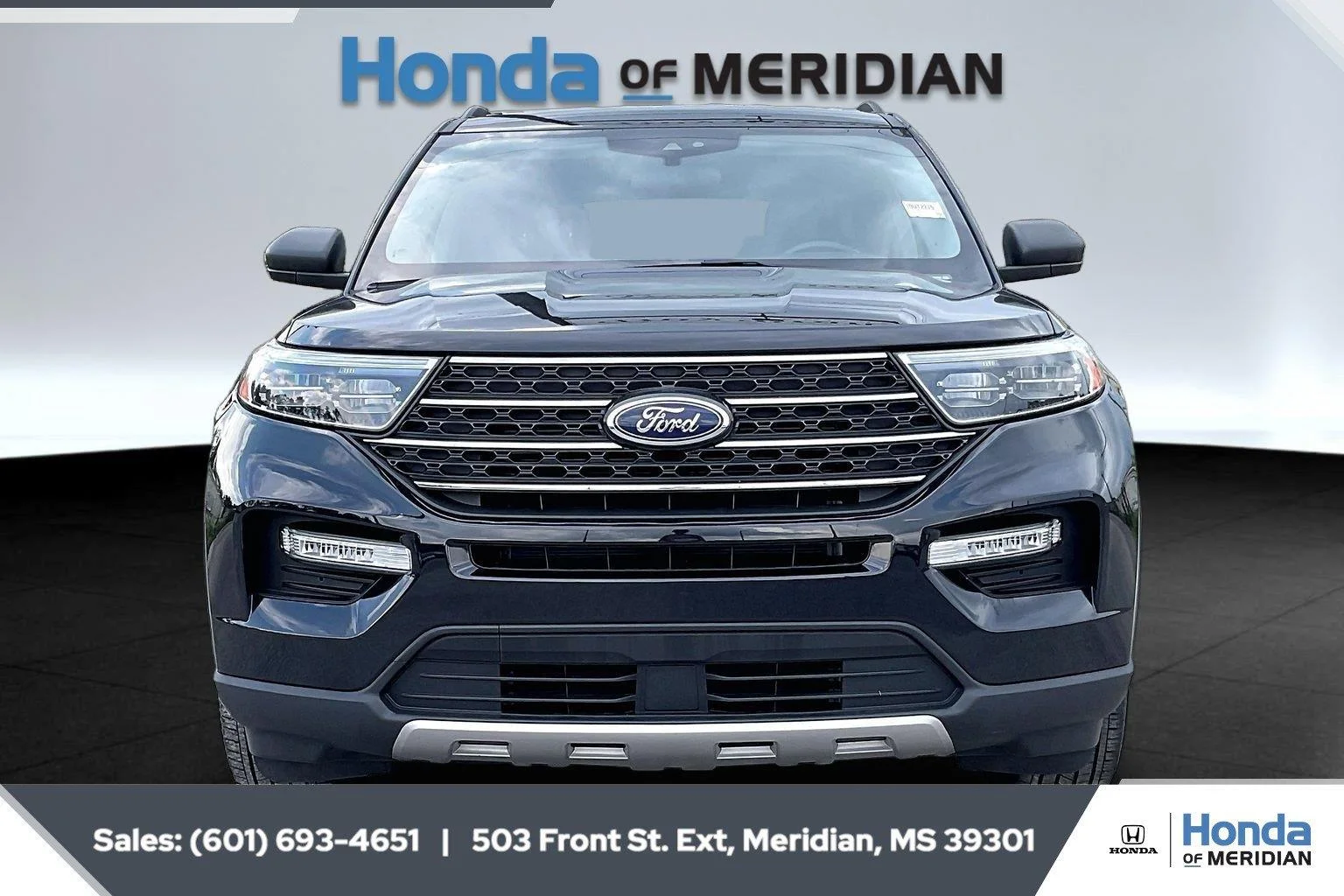 Used 2023 Agate Black Ford XLT image 3