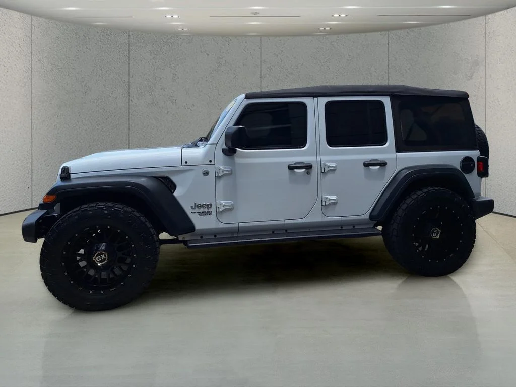 Used 2018 White Jeep Unlimited Sport S image 8