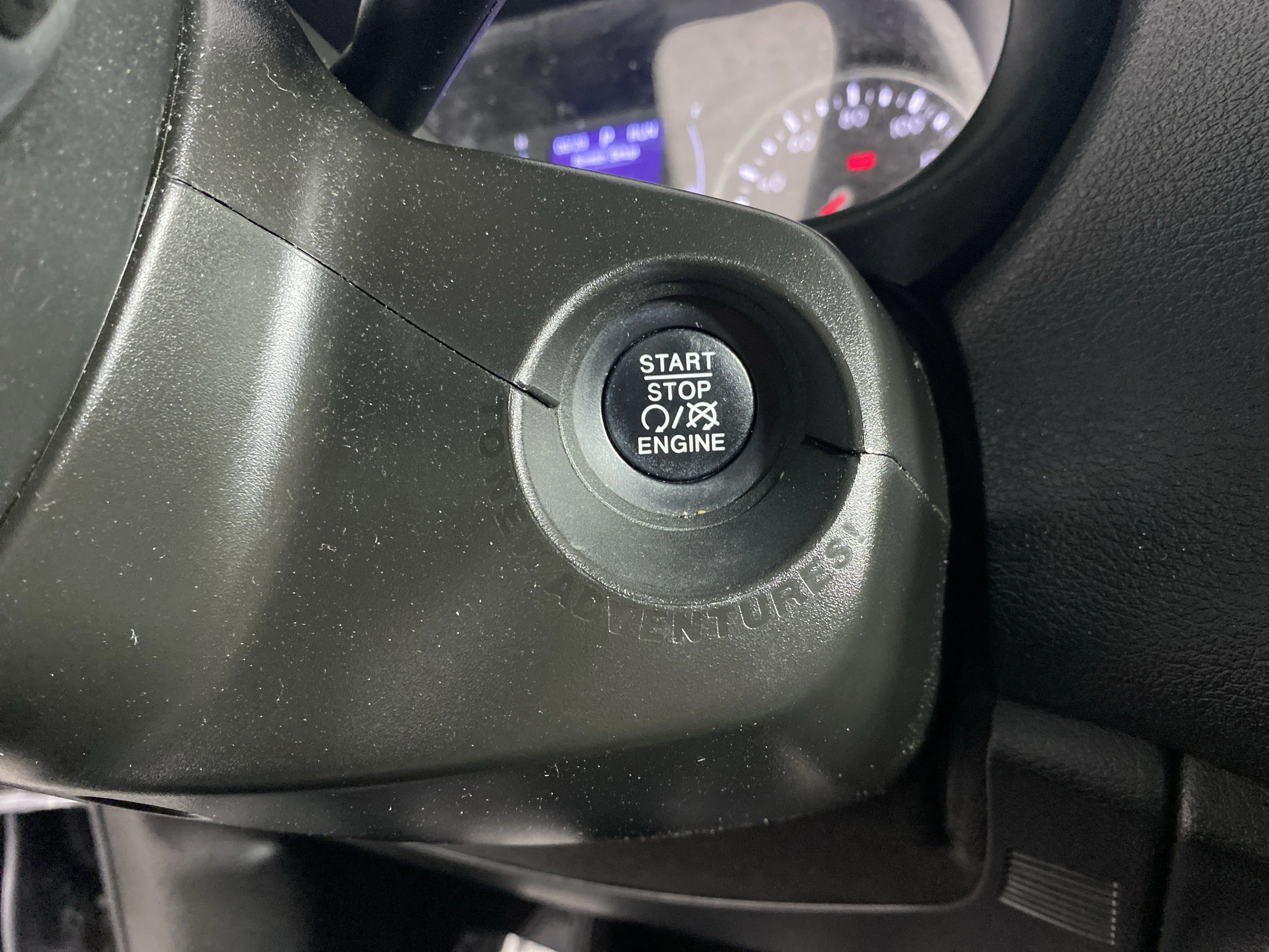 Used 2019 Granite Crystal Metallic Clearcoat Jeep Sport image 24