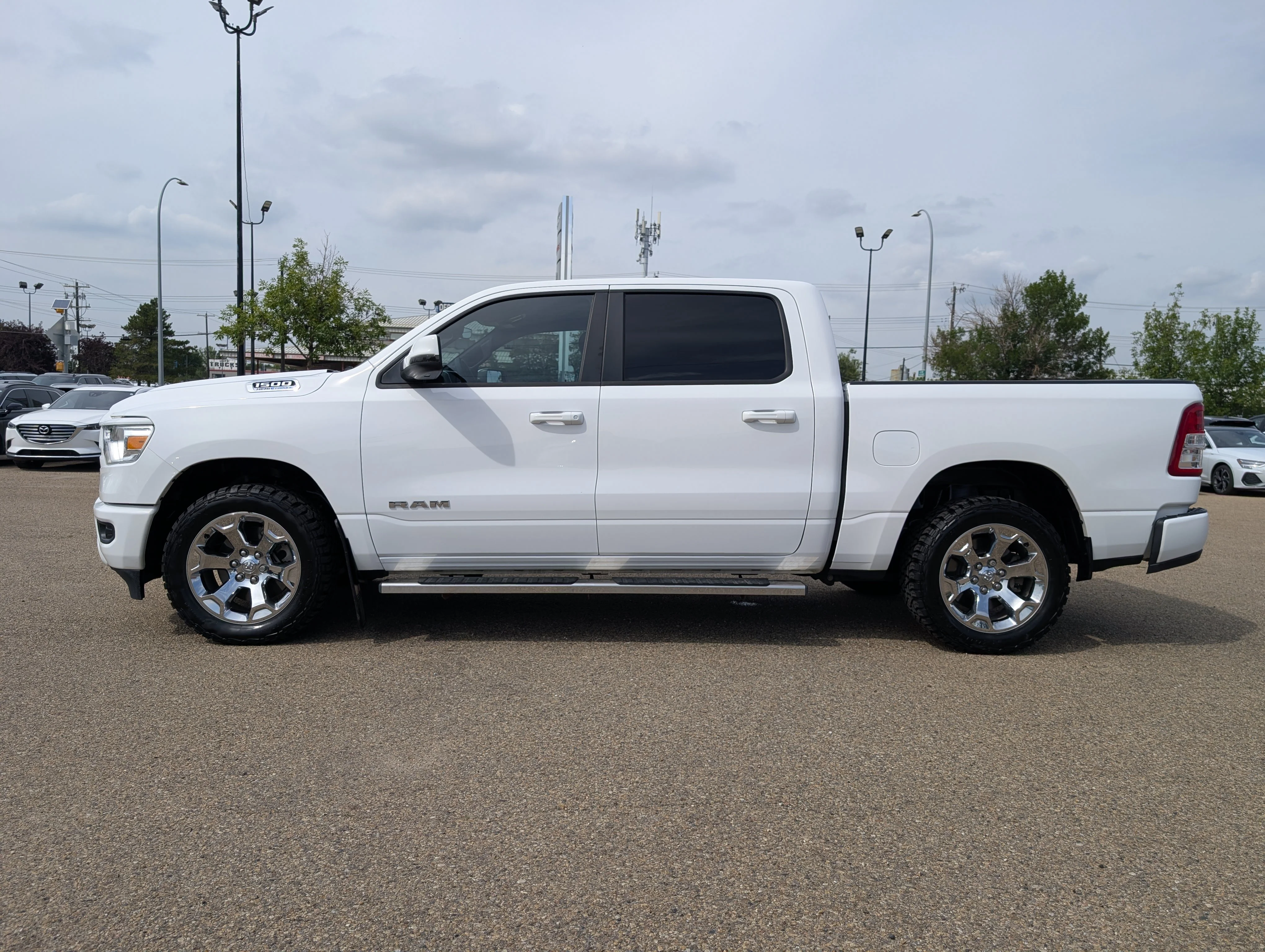 Used 2024 Bright White Ram Big Horn image 3