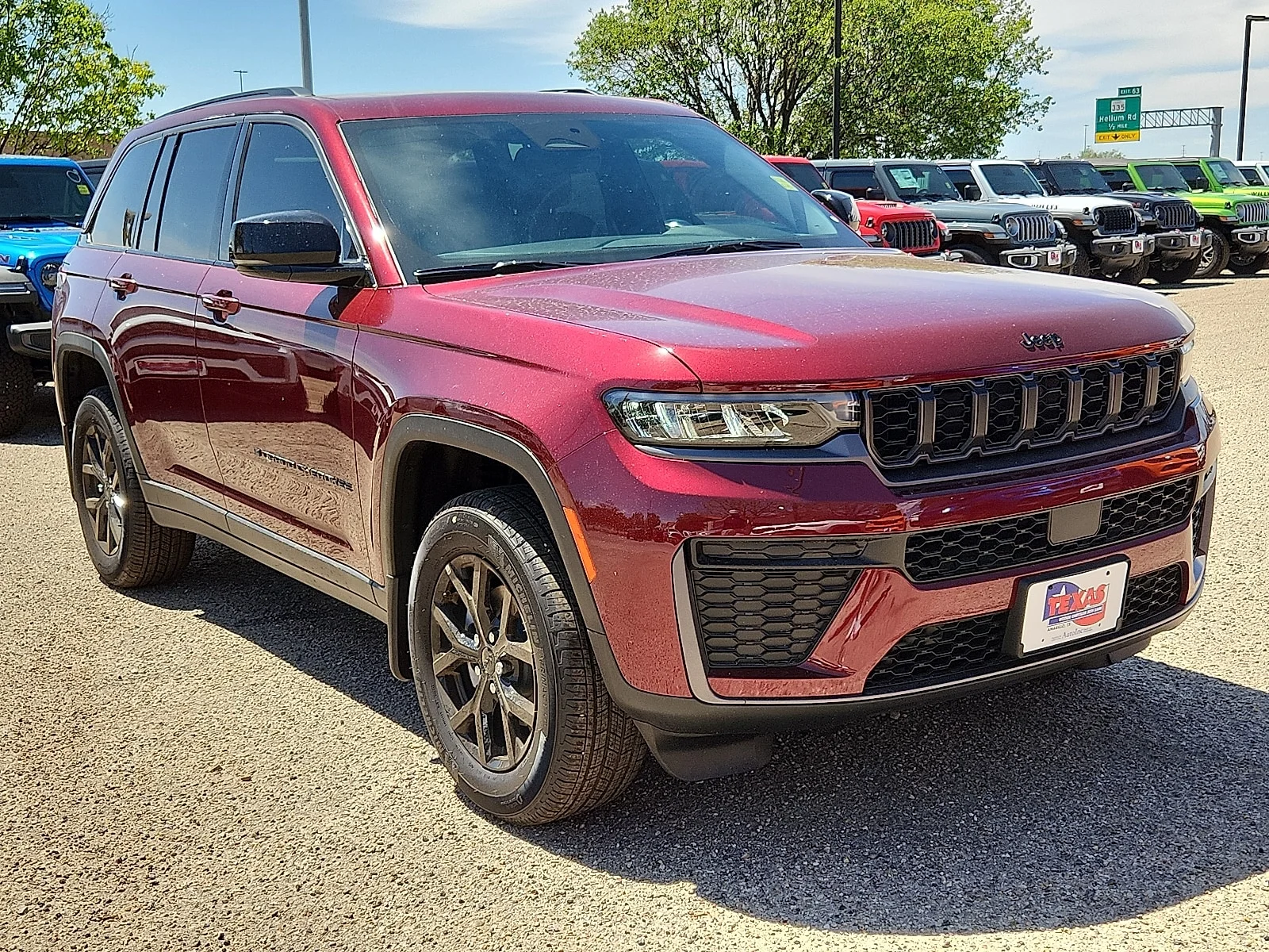 New 2026 Velvet Red Pearlcoat Jeep LAREDO ALTITUDE 4X4 image 5
