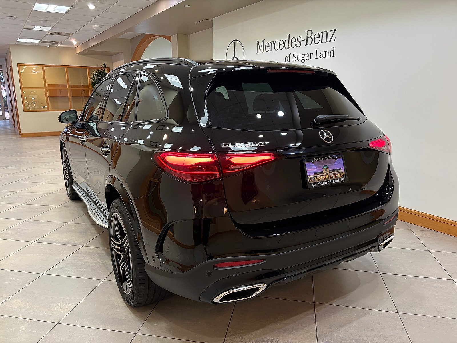 New 2026 Black Mercedes-Benz SUV image 26