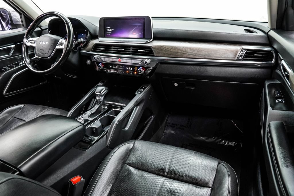 Used 2022 Silver Kia EX image 23
