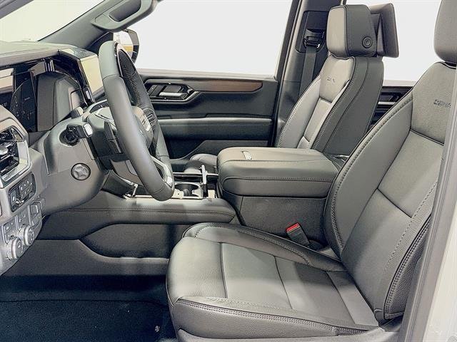 2026 GMC Yukon XL Denali - Photo 20