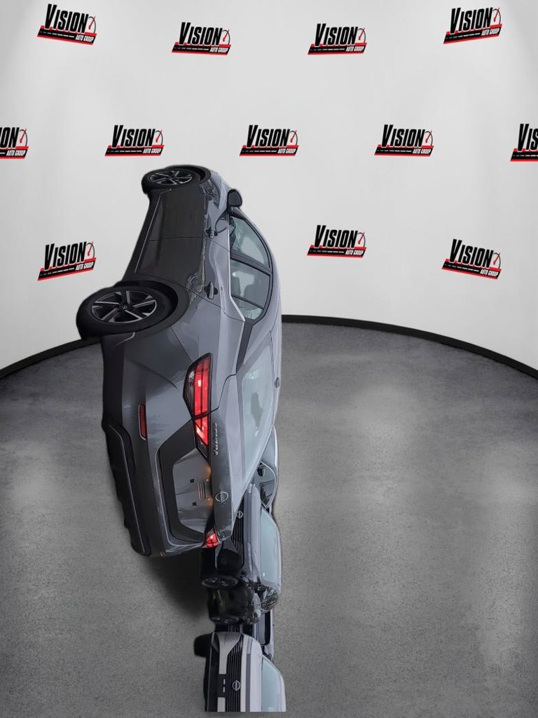 Used 2024 Gray Nissan SV image 7