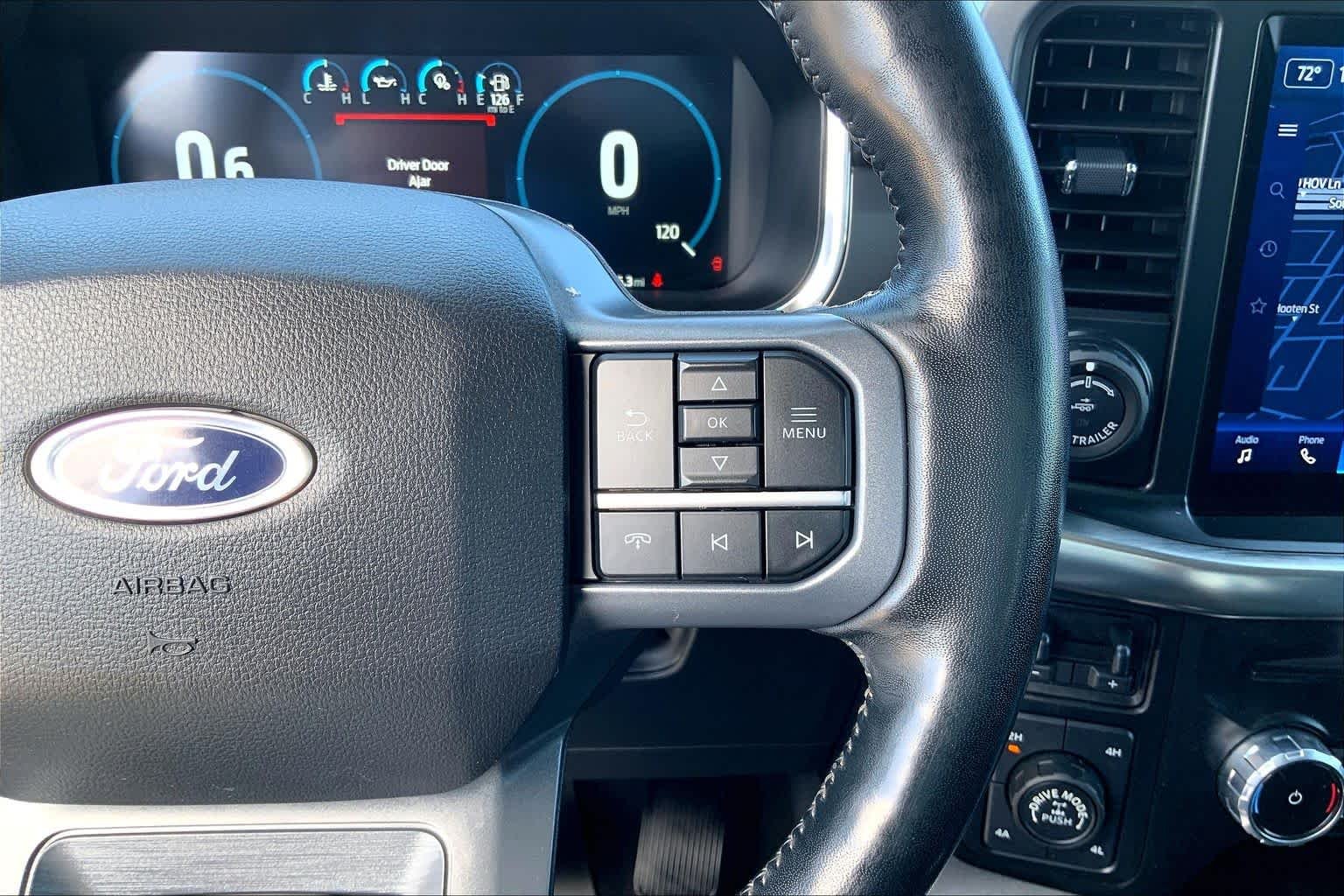 Used 2023 Iconic Silver Metallic Ford LARIAT image 25