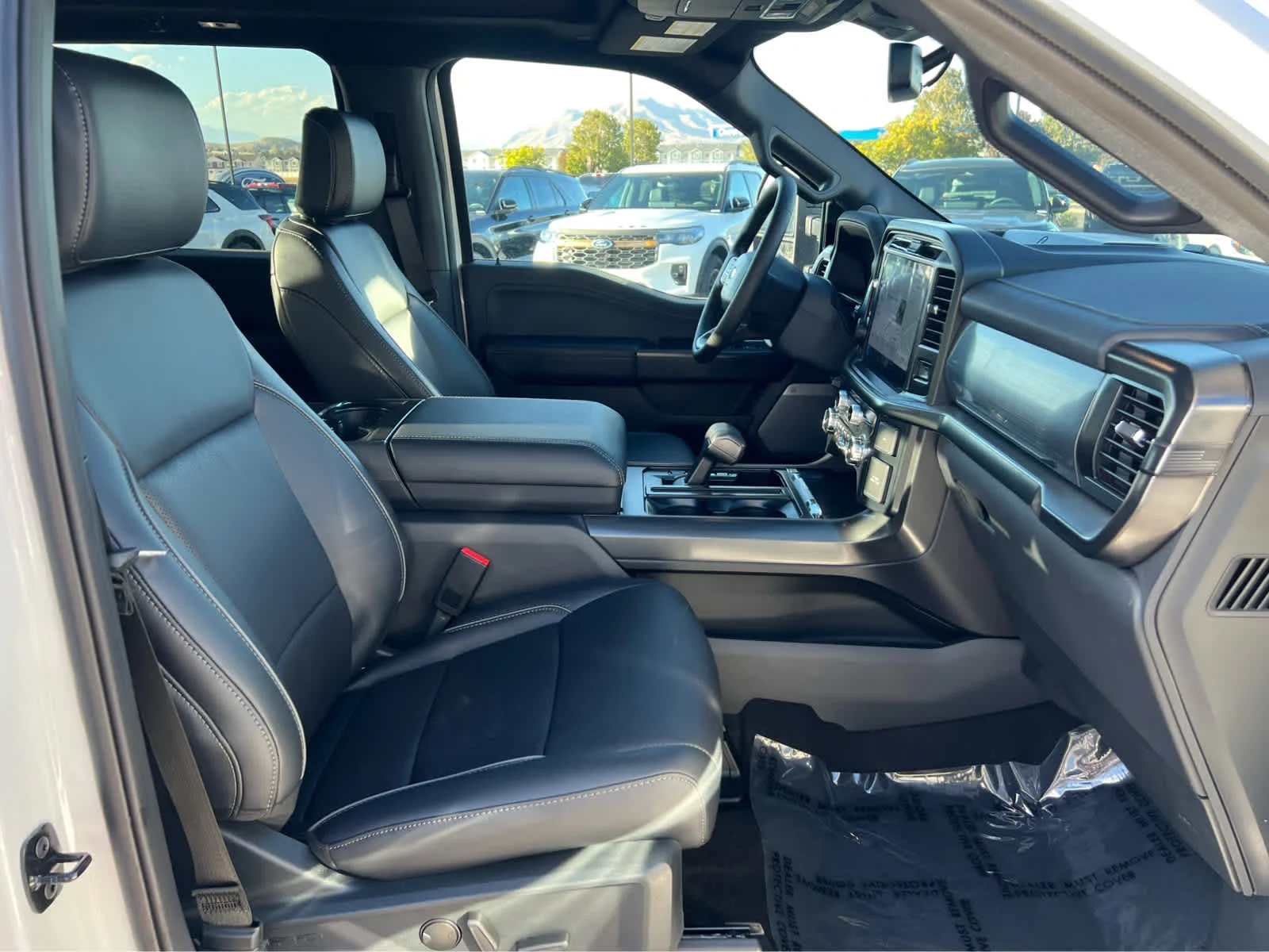 New 2026 Star White Metallic Tri-Coat Ford Lariat® image 14