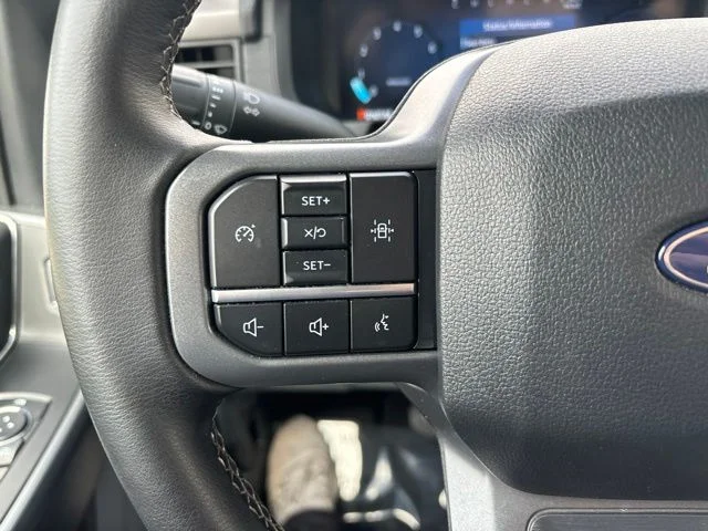 Certified Used 2025 Agate Black Metallic Ford XLT image 22