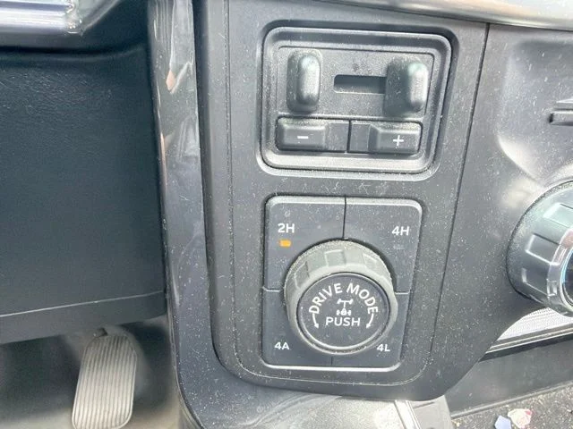 Used 2021 Gray Metallic Ford Lariat image 26