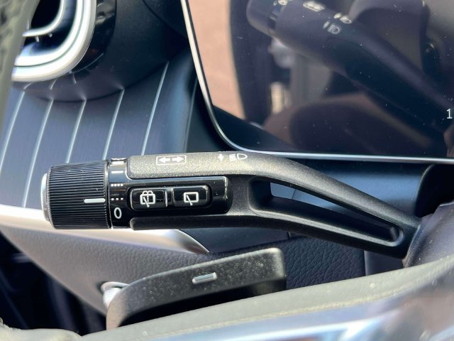 New 2027 Black Mercedes-Benz GLC 300 image 25