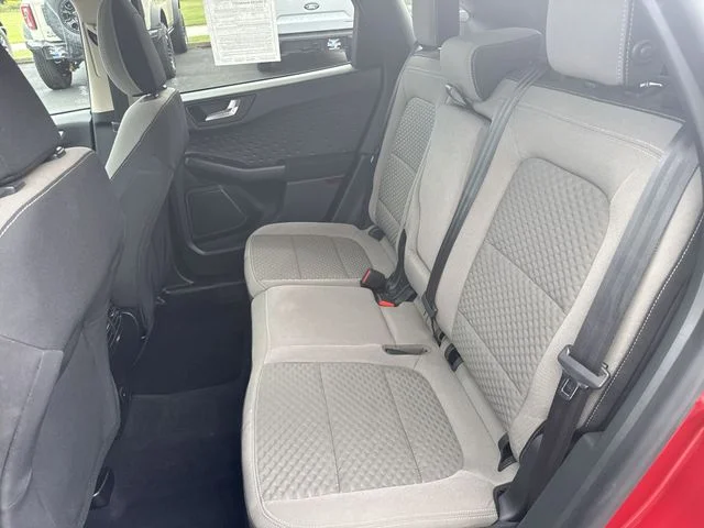 Used 2020 Rapid Red Metallic Tinted Clearcoat Ford SE image 25
