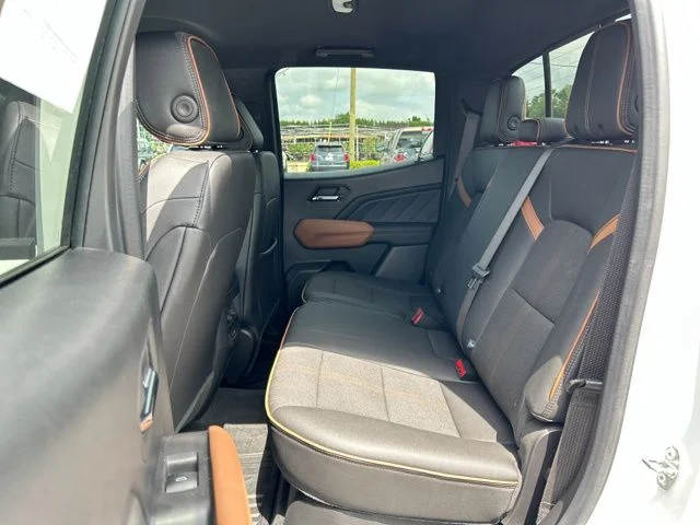 Used 2023 White GMC AT4 image 16