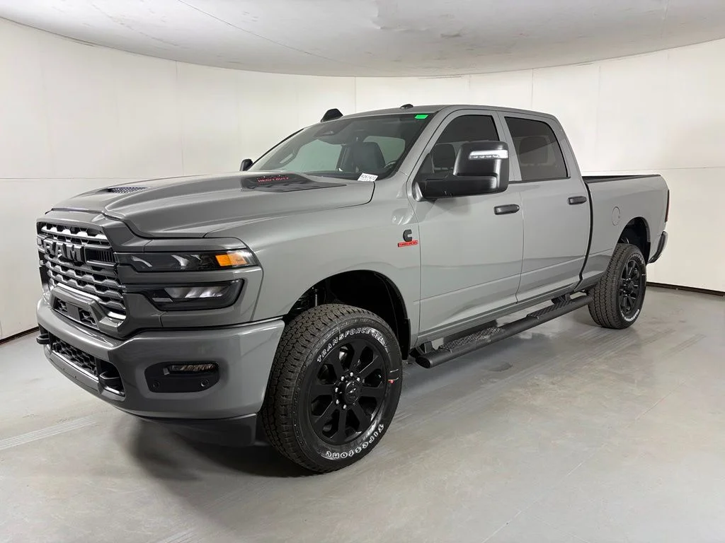 New 2026 Blue Ram Laramie image 4