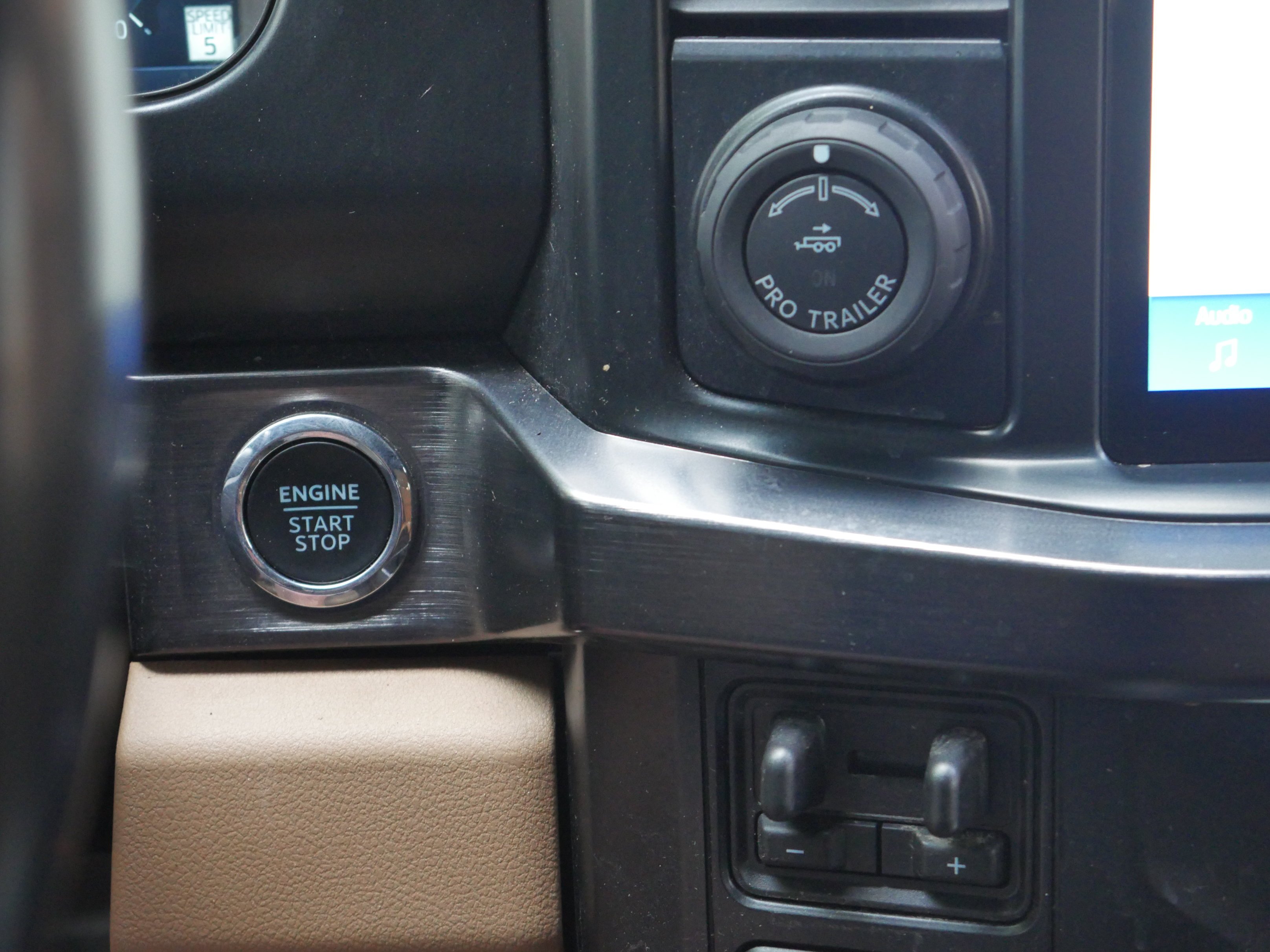 Certified Used 2023 Black Metallic Ford LARIAT image 10