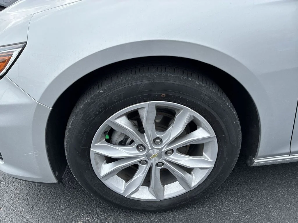 Used 2021 Silver Chevrolet LT image 10