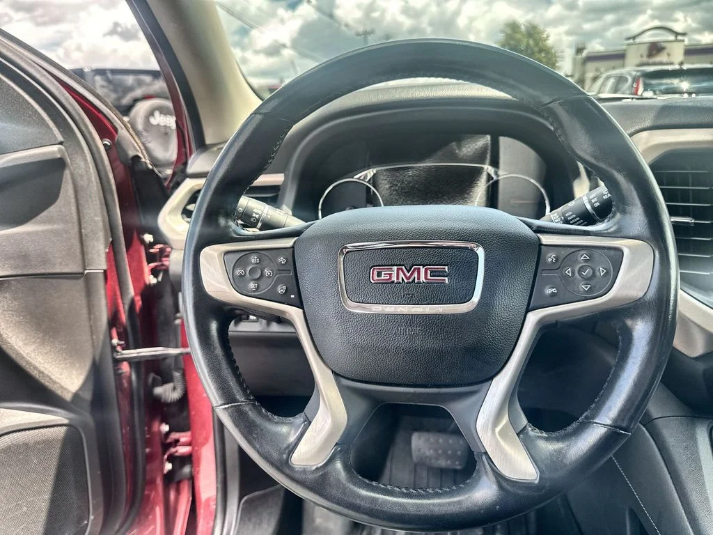 Used 2021 Red GMC Denali image 13