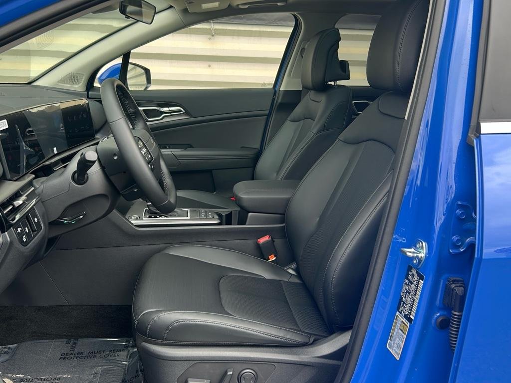 2026 Kia Sportage EX - Photo 12