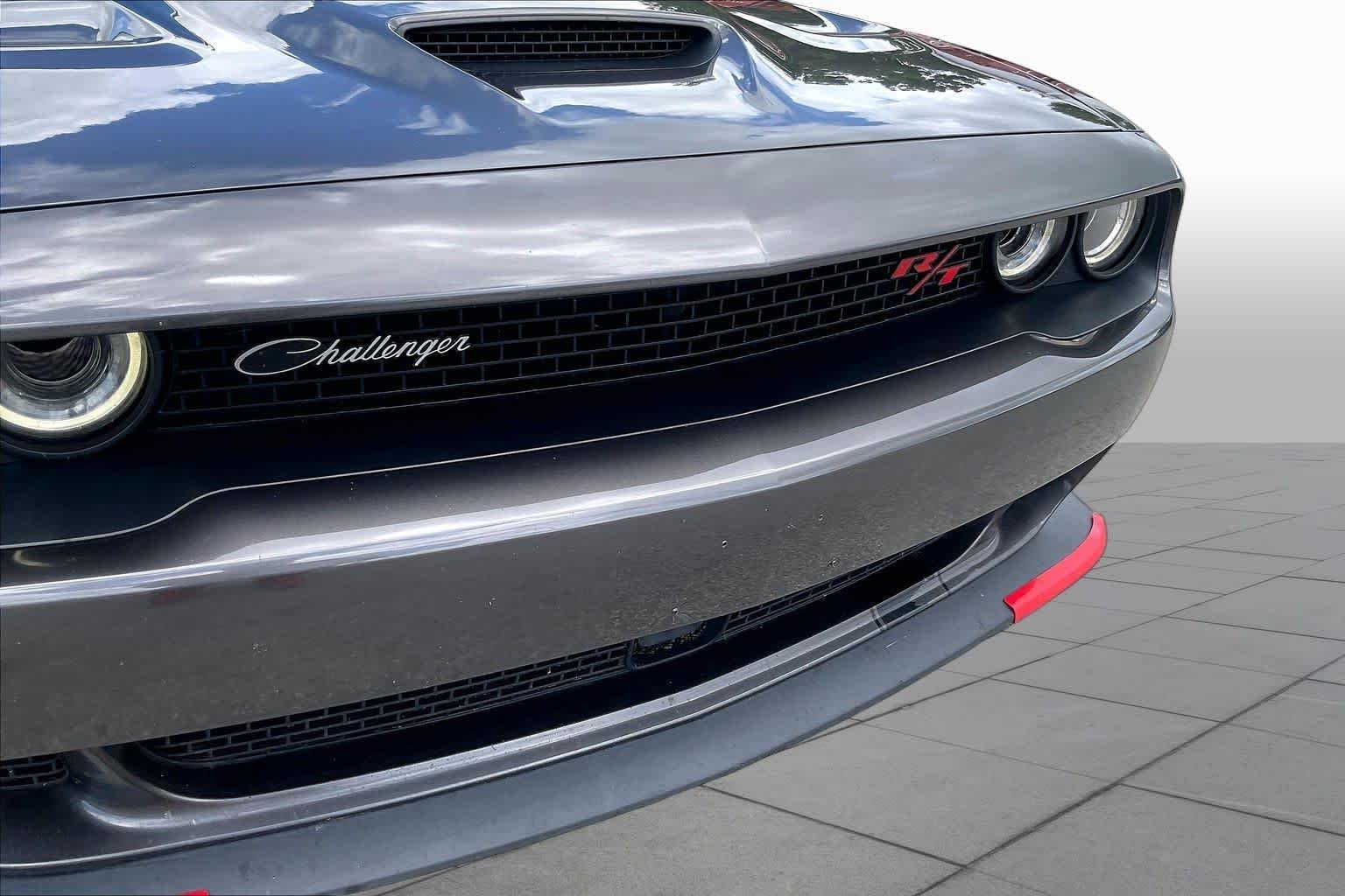 Used 2019 Granite Pearlcoat Dodge R/T Scat Pack image 26