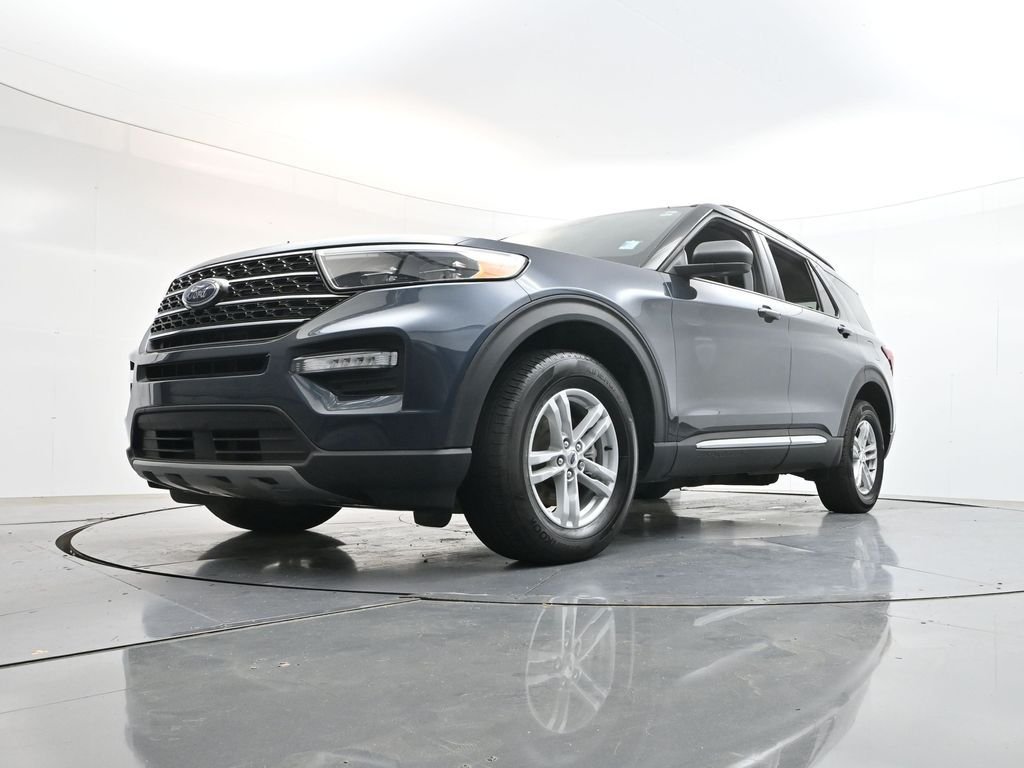 Used 2023 Blue Metallic Ford XLT image 33