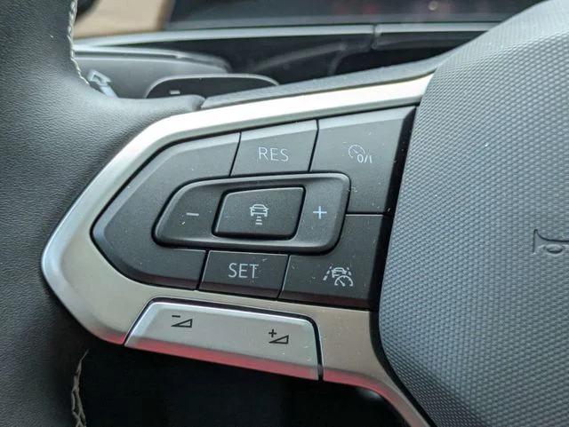2026 Volkswagen Atlas SE w/Tech - Photo 25