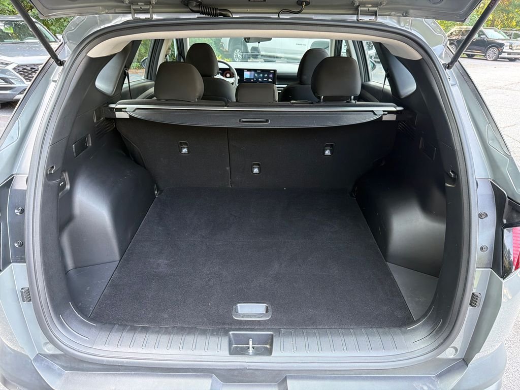 2025 Hyundai Tucson SE - Photo 18
