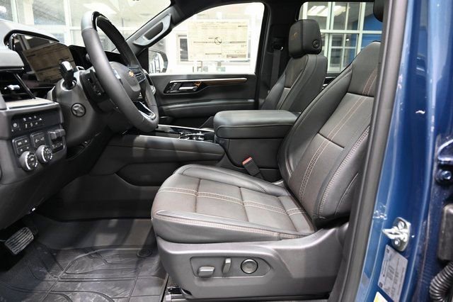 2026 Chevrolet Suburban High Country - Photo 21