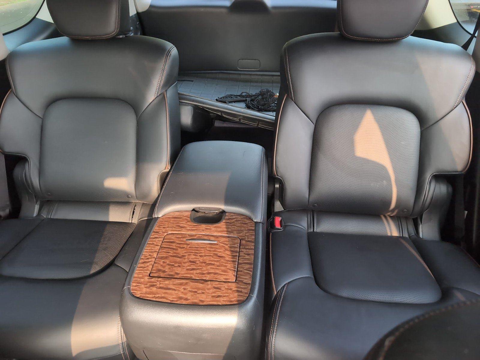 Used 2018 Mocha Almond Nissan Platinum image 30