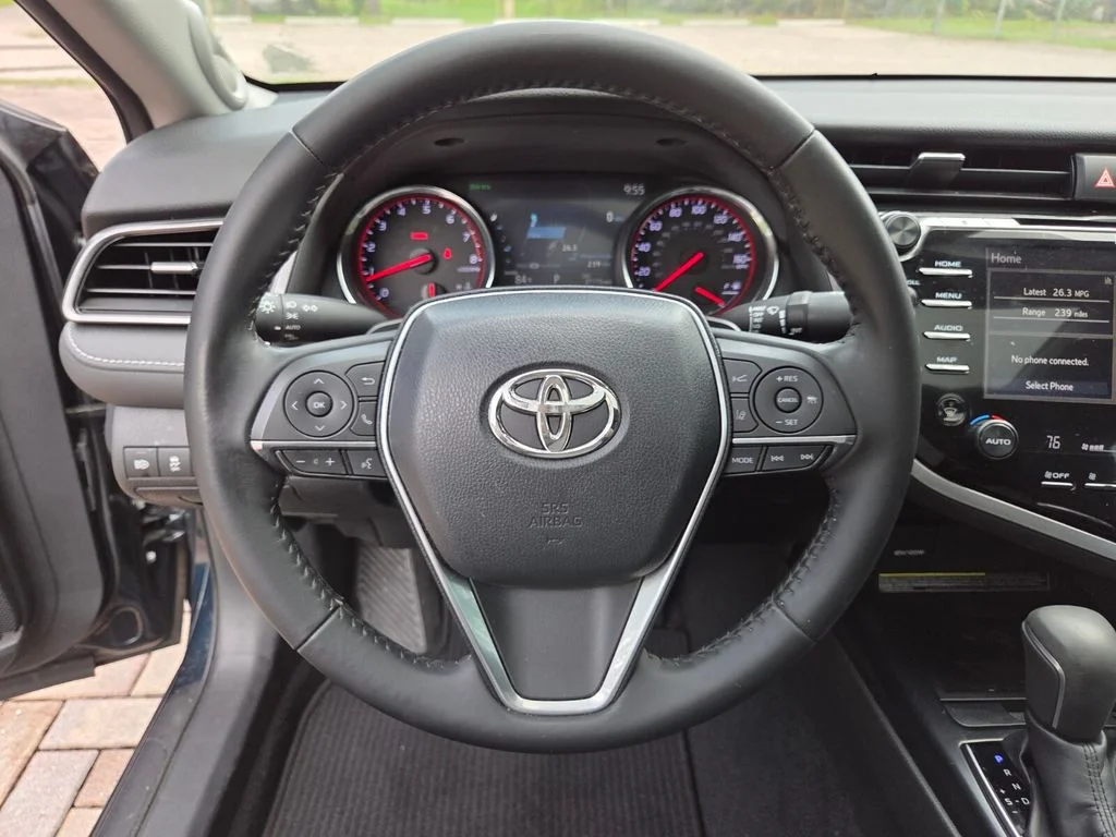 Used 2019 Blue Toyota XSE V6 image 28