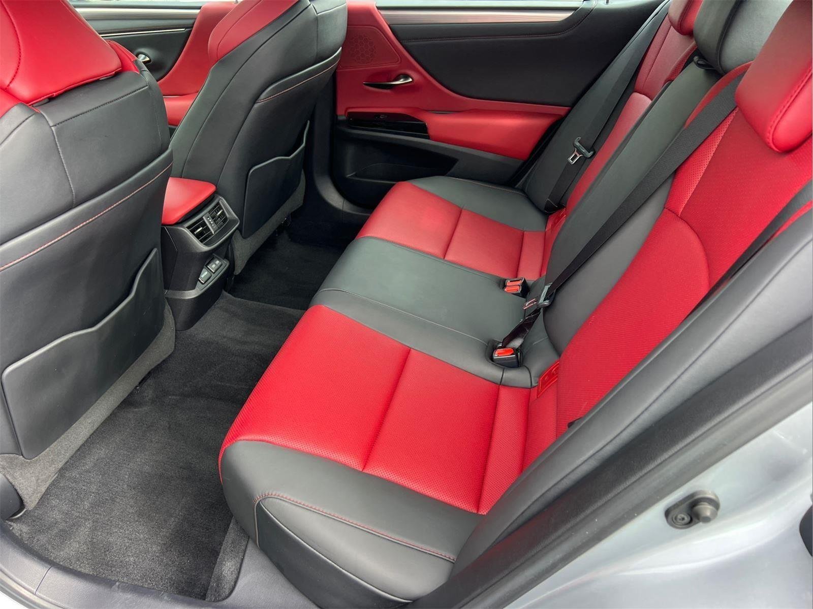 2022 Lexus ES F SPORT - Photo 21