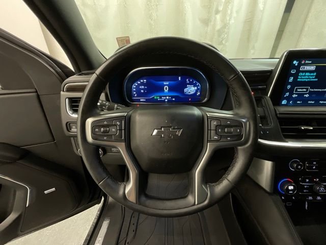 Used 2023 Black Chevrolet Z71 image 11