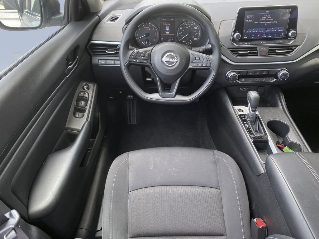 2025 Nissan Altima S - Photo 14