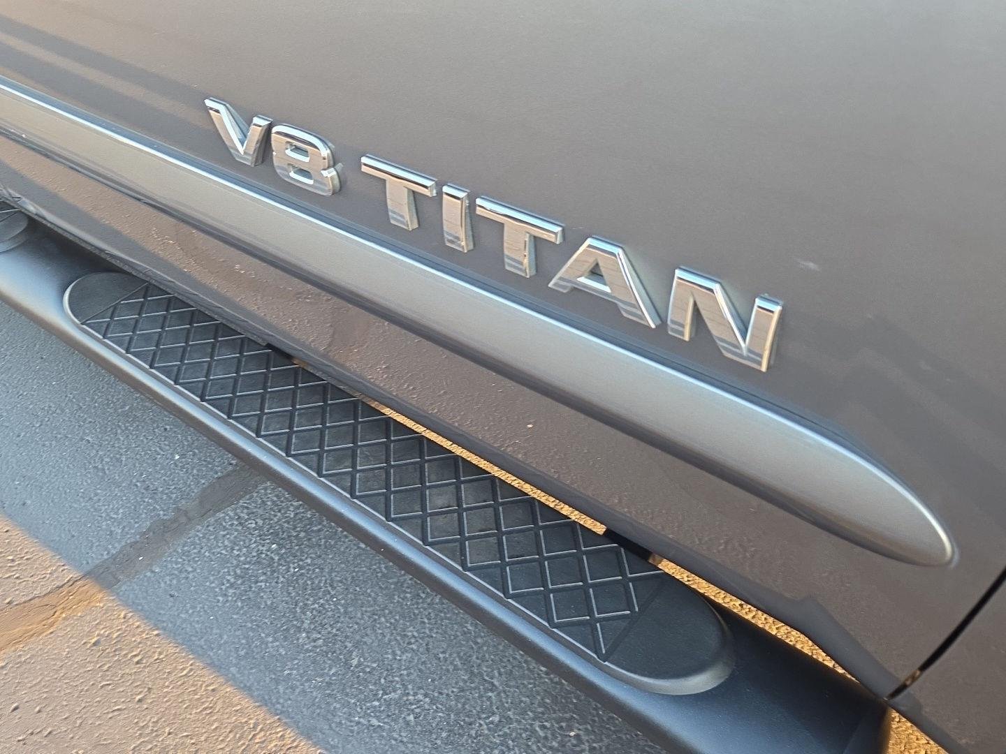 Used 2015 Gun Metallic Nissan SV image 3