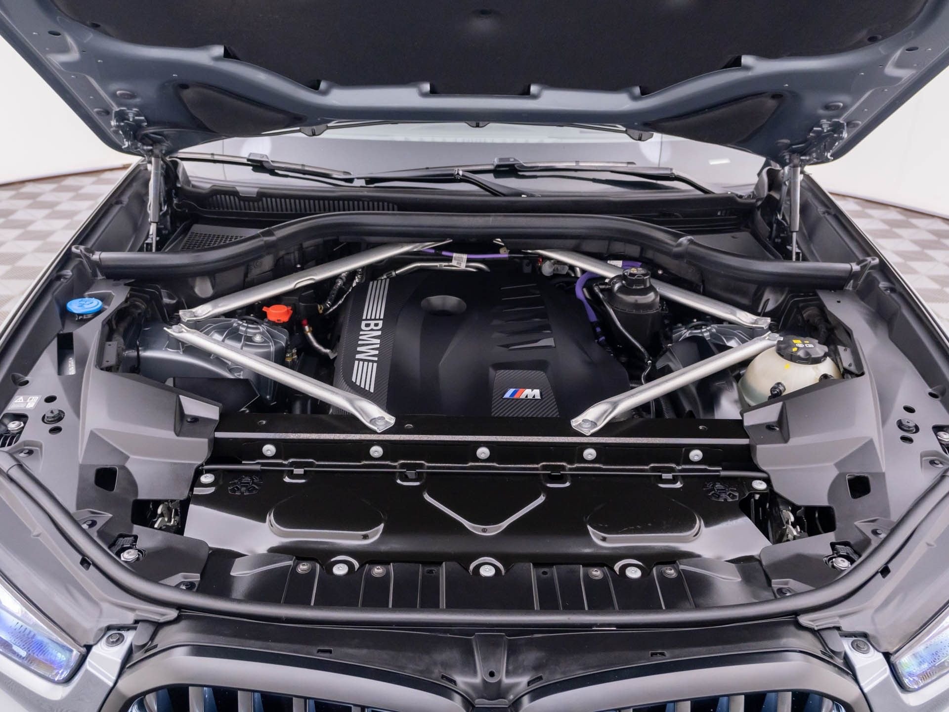 Certified Used 2026 Skyscraper Grey Metallic BMW xDrive40i image 32
