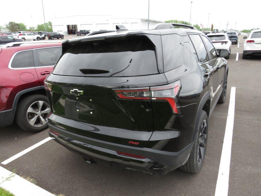 Used 2025 Black Metallic CHEVROLET TRUCK RS image 9