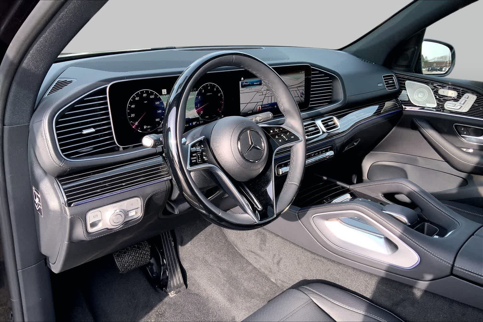 New 2026 Obsidian Black Metallic Mercedes-Benz GLE 350 image 9