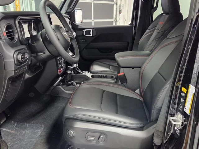 New 2026 Black Clearcoat Jeep Rubicon image 17
