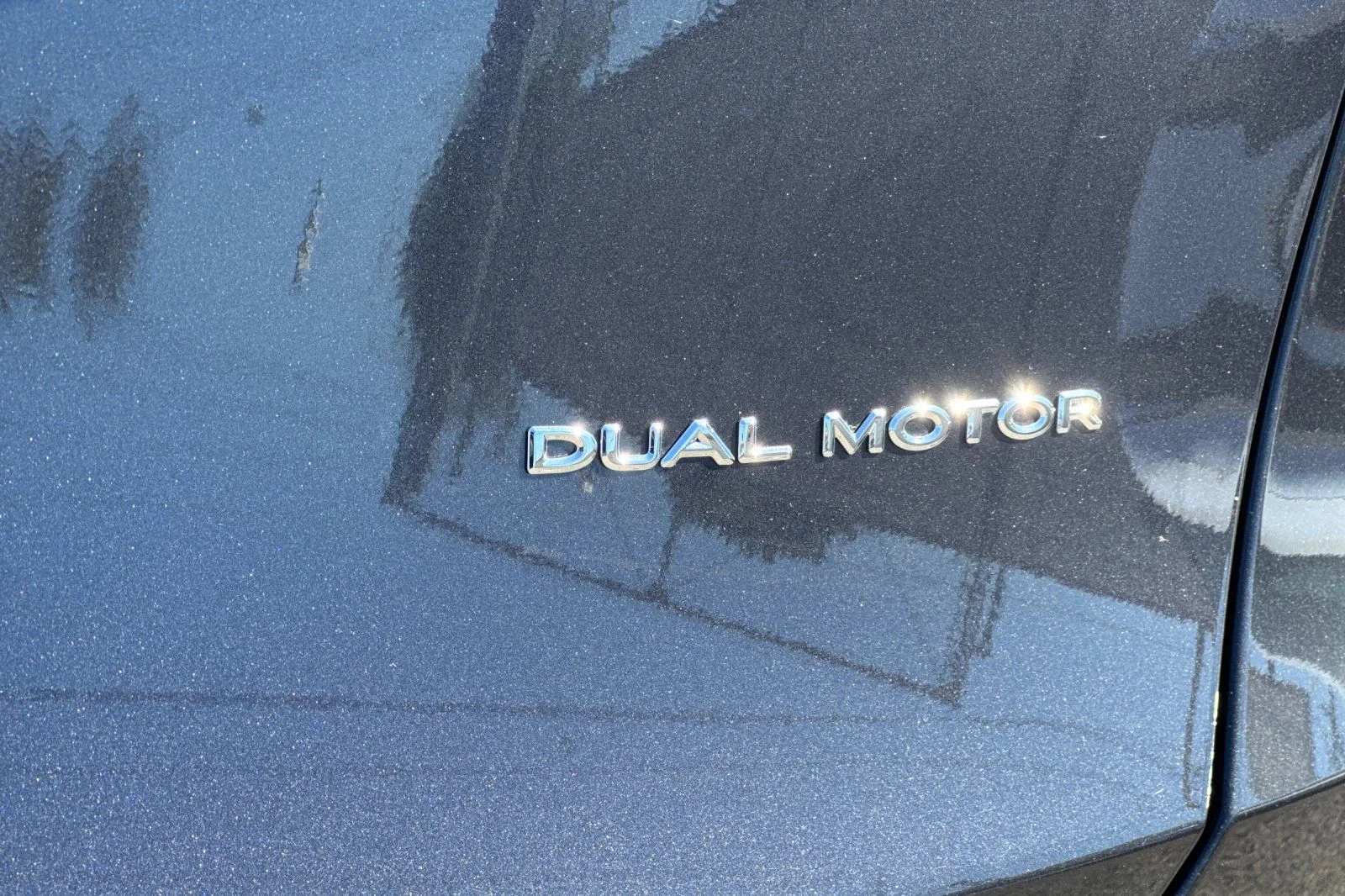 Used 2024  Tesla Long Range image 32