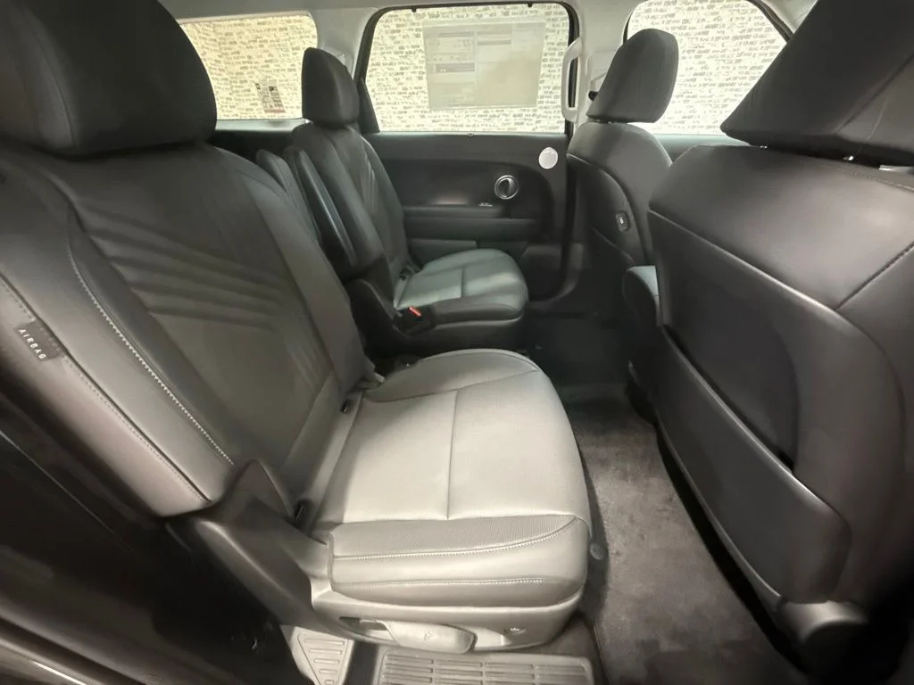 New 2027 Abyss Black Pearl Hyundai SEL image 13