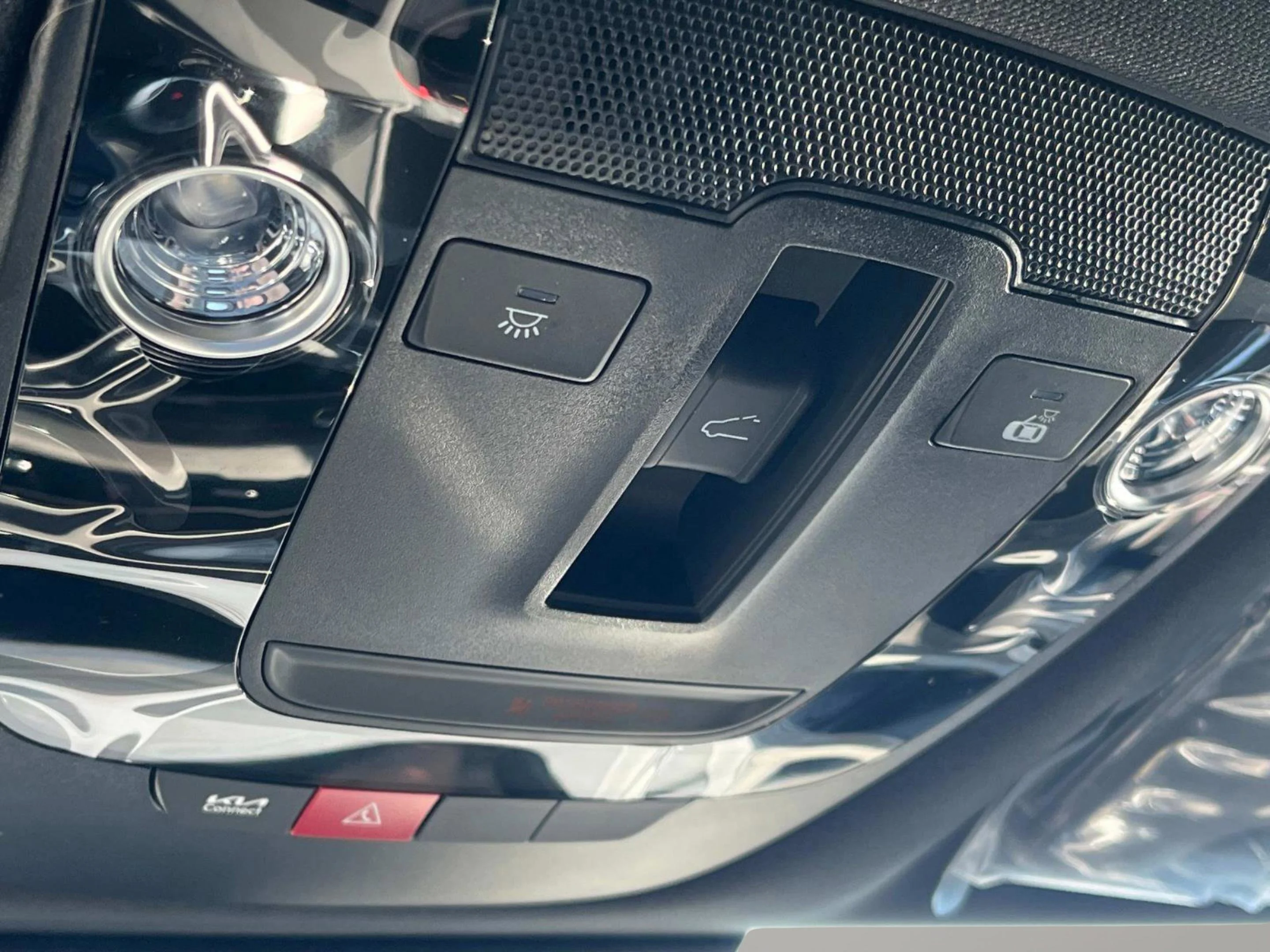 2025 Kia Sportage X-Line - Photo 32